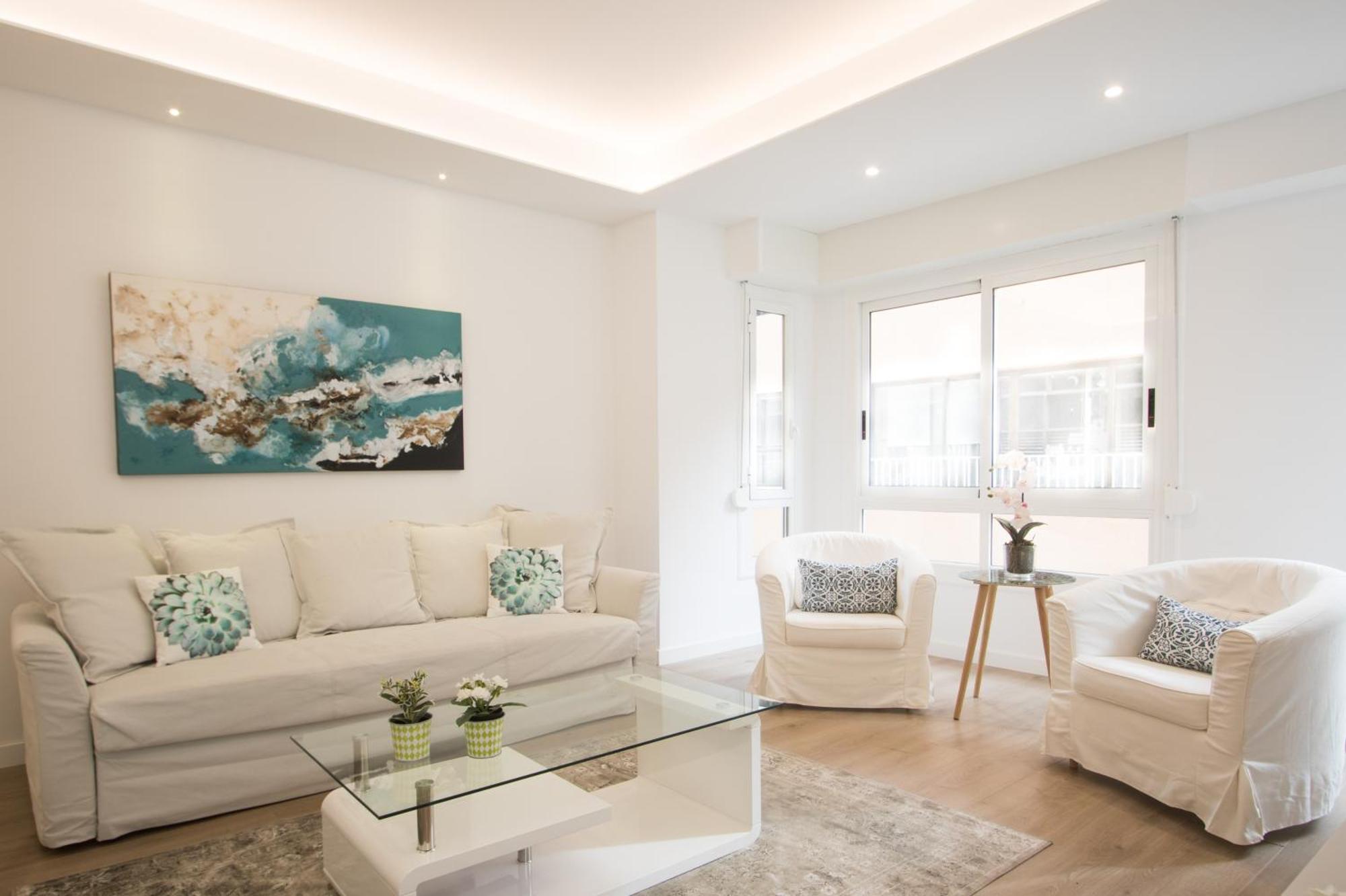 4 Bedroom/3 Baths W/ Ac In Near Beach! Alicante Kültér fotó